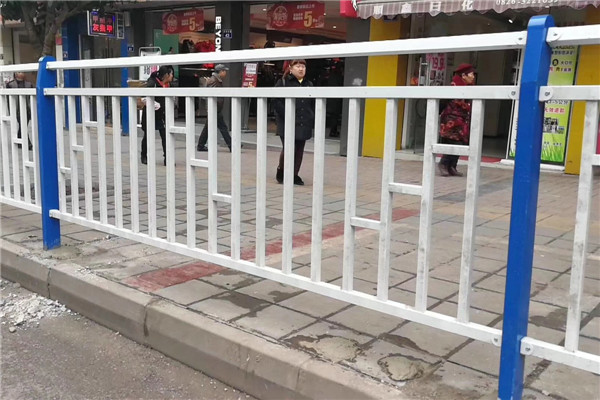 运河人行道护栏